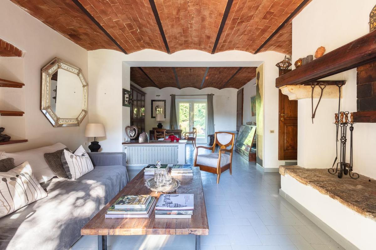 Il Daino Bianco Country Hotel 曼恰诺 外观 照片