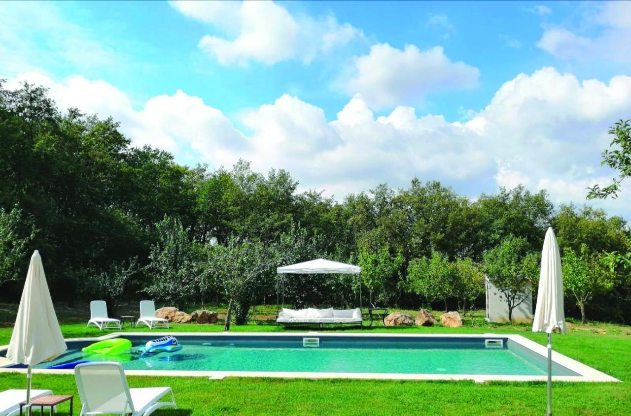 Il Daino Bianco Country Hotel 曼恰诺 外观 照片